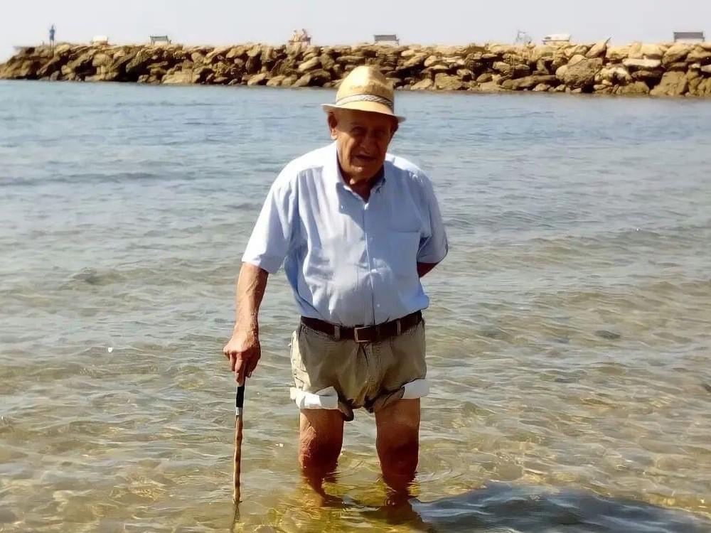 Immagine articolo: Selinunte perde un pezzo di storia. Se ne è andato “Lu Zù Iaco” Sciacca, per anni cuoco di Vincenzo Tusa Immagine articolo: Selinunte perde un pezzo di storia. Se ne è andato “Lu Zù Iaco” Sciacca, per anni cuoco di Vincenzo Tusa