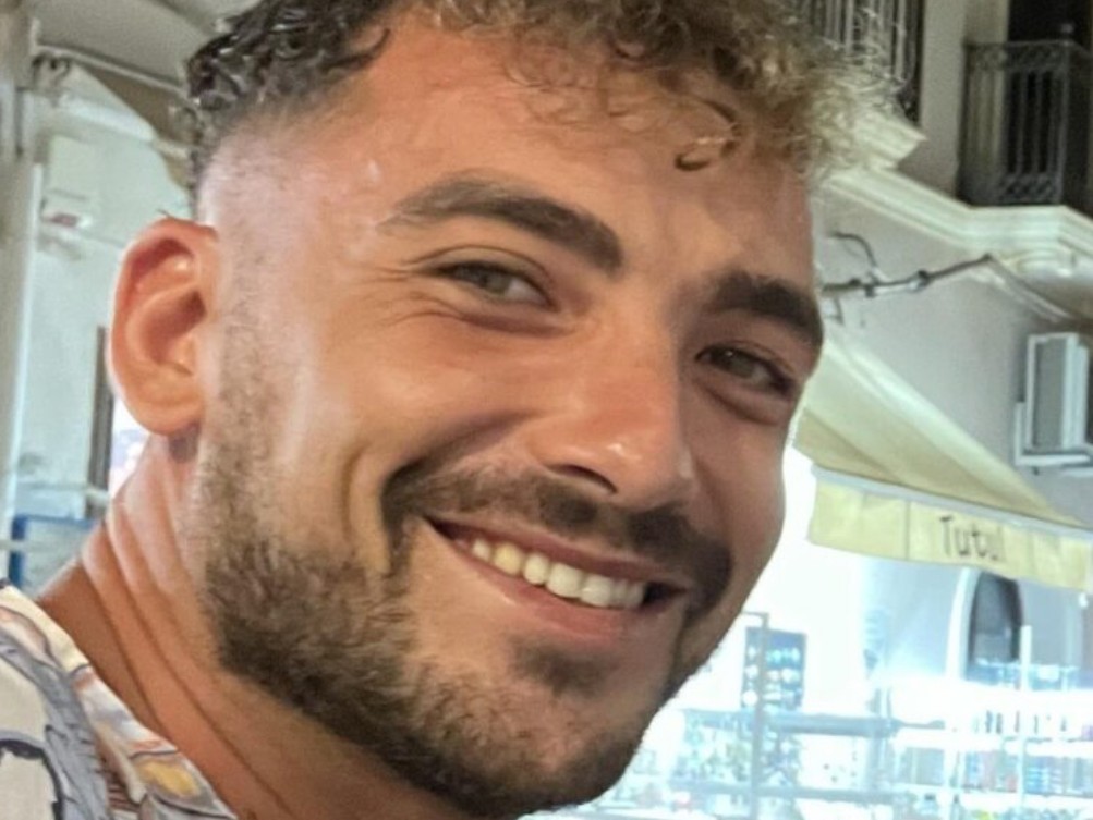 Immagine articolo: Pestato a sangue in Spagna giovanissimo 30enne. Colpi in viso con tirapugni. È in coma Immagine articolo: Pestato a sangue in Spagna giovanissimo 30enne. Colpi in viso con tirapugni. È in coma