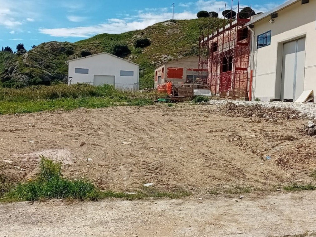 Immagine articolo: Salemi, al via l'assegnazione di 12 lotti nella zona artigianale San Giacomo. Scalisi: "Valido aiuto alle nostre piccole e medie imprese" Immagine articolo: Salemi, al via l'assegnazione di 12 lotti nella zona artigianale San Giacomo. Scalisi: "Valido aiuto alle nostre piccole e medie imprese"