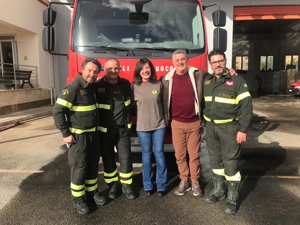 Immagine articolo: “Un anno fa gli angeli del turno B dei Vigili del Fuoco mi estraevano dalle lamiere dopo incidente”. Ieri un emozionante incontro Immagine articolo: “Un anno fa gli angeli del turno B dei Vigili del Fuoco mi estraevano dalle lamiere dopo incidente”. Ieri un emozionante incontro
