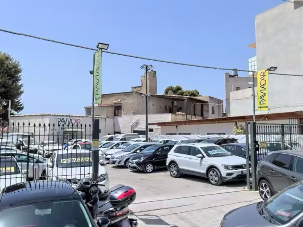 Immagine articolo: Funerali Mary Bonanno, Funerali di Mary Bonanno, l’azienda PaviaCar resterà chiusa in segno di lutto durante le esequie Immagine articolo: Funerali Mary Bonanno, Funerali di Mary Bonanno, l’azienda PaviaCar resterà chiusa in segno di lutto durante le esequie