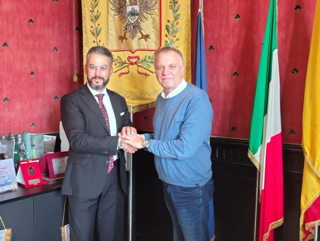 Immagine articolo: Salemi, interessante incontro tra il Sindaco Scalisi e Manager Unicredit Mancini