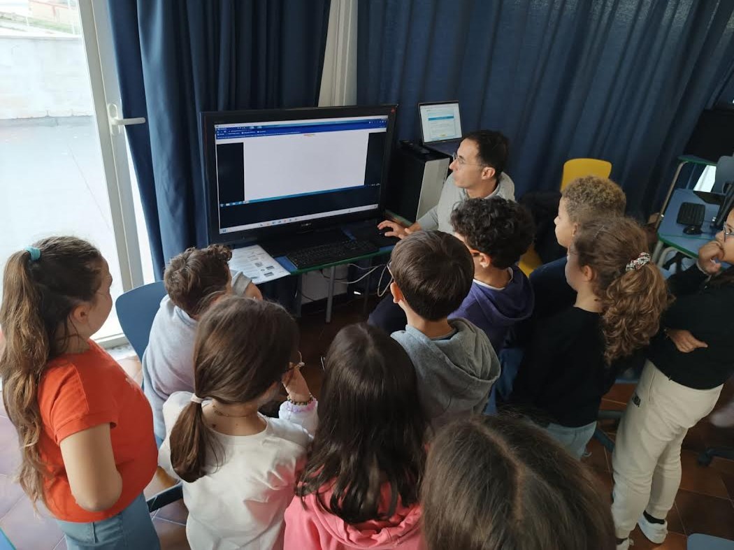 Immagine articolo: Santa Ninfa, successo a scuola del progetto “Avventure nel mondo del computer" Immagine articolo: Santa Ninfa, successo a scuola del progetto “Avventure nel mondo del computer"