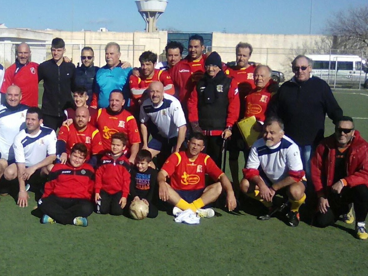Immagine articolo: Il calciatore castelvetranese Antony Angileri in visita agli amatori della A. S. C. SELINUNTE ITALIA