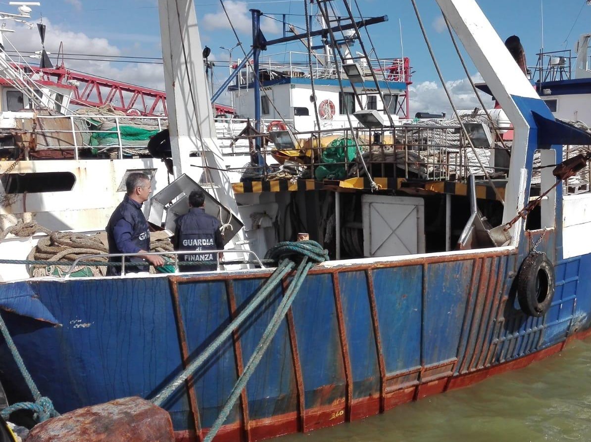 Immagine articolo: Sequestrati 700 kg di Corallo Rosso, denunciati dai finanzieri tre trapanesi