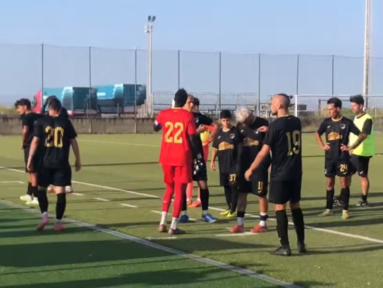 Immagine articolo: Folgore, altra disfatta subita. A San Vito già 4-0 nel primo tempo Immagine articolo: Folgore, altra disfatta subita. A San Vito già 4-0 nel primo tempo