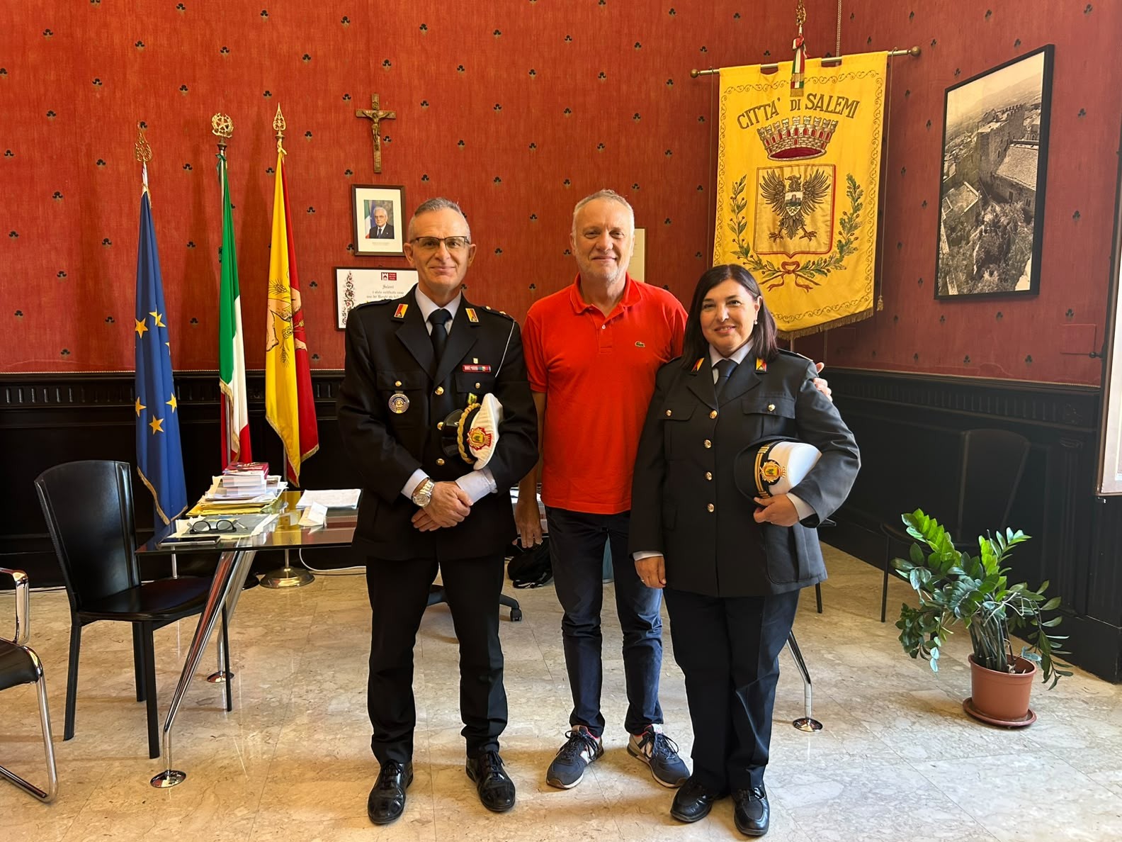Immagine articolo: Salemi, Paola Petralia è la prima Commissaria della Polizia Municipale Immagine articolo: Salemi, Paola Petralia è la prima Commissaria della Polizia Municipale