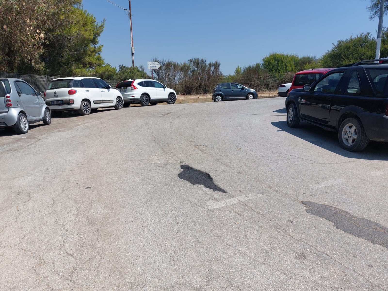 Immagine articolo: Buca pericolosa in via Marco Polo a Marinella, riparata dopo la segnalazione Immagine articolo: Buca pericolosa in via Marco Polo a Marinella, riparata dopo la segnalazione