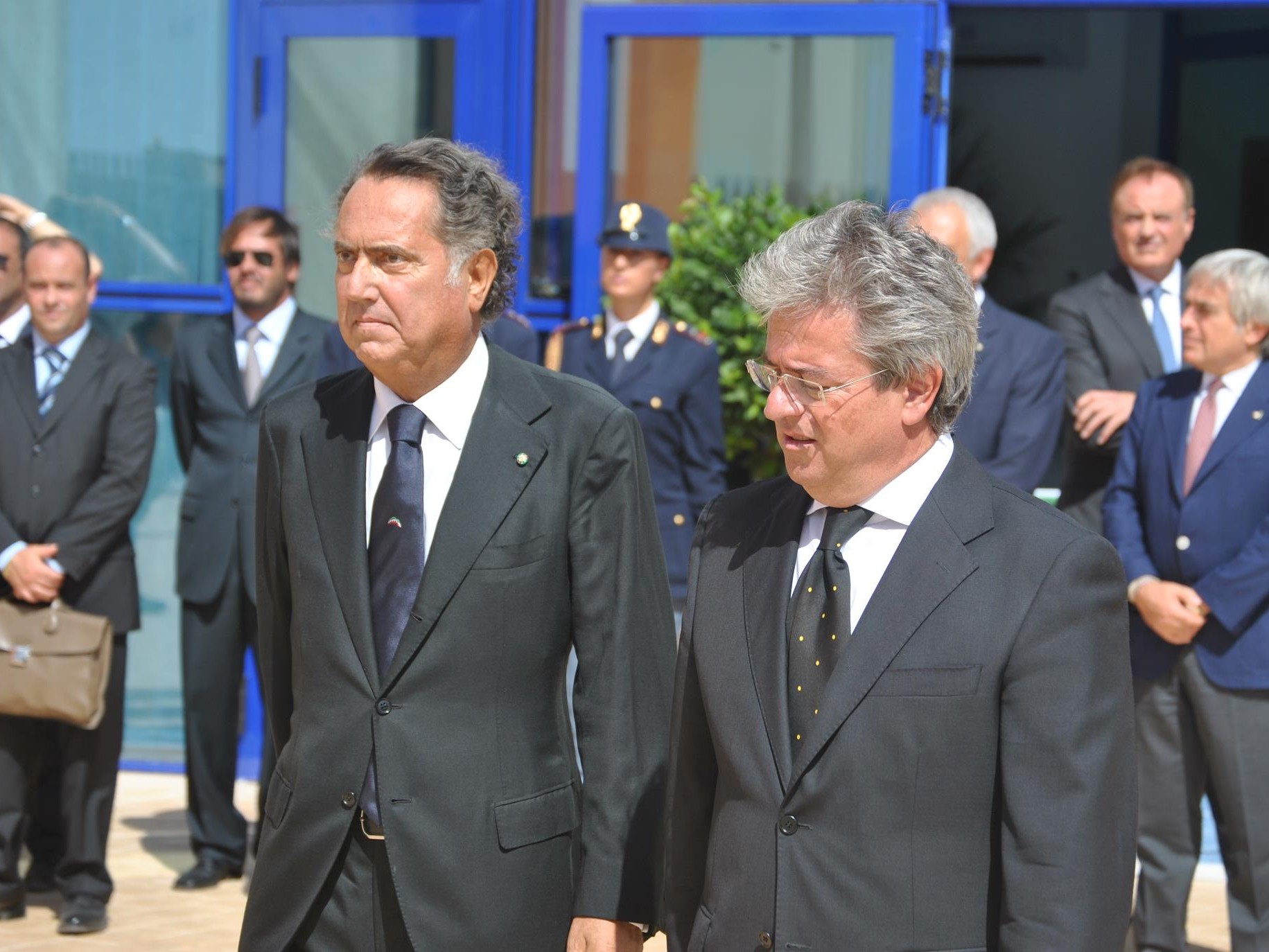 Immagine articolo: Castelvetrano: la Polizia di Stato intitola sala del Commissariato di Pubblica Sicurezza al Prefetto Antonio Manganelli Immagine articolo: Castelvetrano: la Polizia di Stato intitola sala del Commissariato di Pubblica Sicurezza al Prefetto Antonio Manganelli