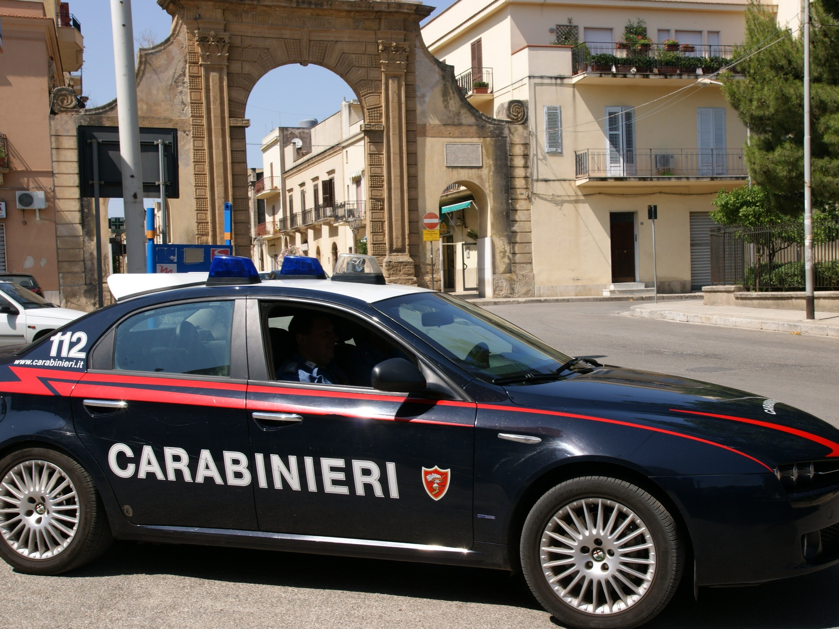 Immagine articolo: CVetrano, disturbava al Pronto Soccorso e poi aggrediva i Carabinieri intervenuti per calmarlo. Arrestato castelvetranese
