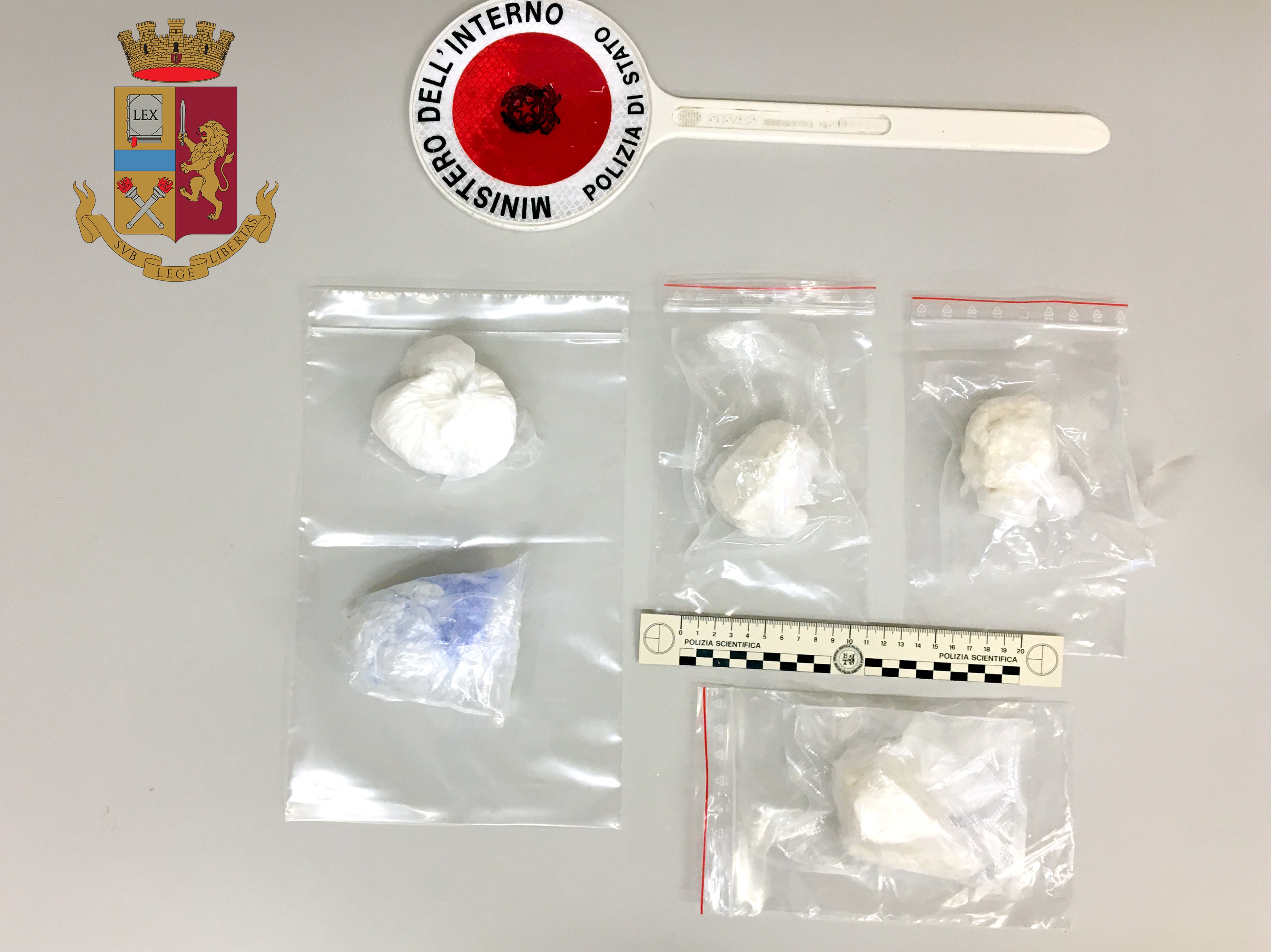 Immagine articolo: Trapani, ancora un maxi sequestro di cocaina. Arrestate tre persone, due incensurate