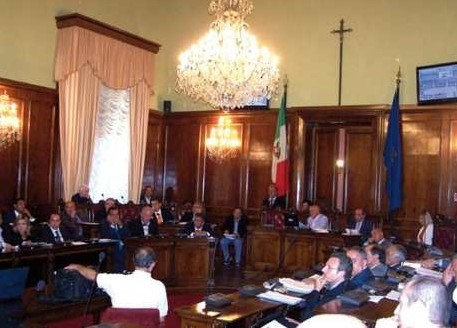 Immagine articolo: Anche il consiglio provinciale di Trapani dice “no all’Italia senza le province” Immagine articolo: Anche il consiglio provinciale di Trapani dice “no all’Italia senza le province”