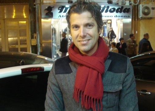 Immagine articolo: Giovane castelvetranese con un articolo mandò in tilt il titolo in borsa dell'AS Roma calcio. A processo per manipolazione del mercato finanziario Immagine articolo: Giovane castelvetranese con un articolo mandò in tilt il titolo in borsa dell'AS Roma calcio. A processo per manipolazione del mercato finanziario