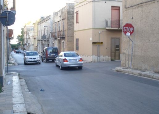 L'incrocio di via Benedetto D'Acquisto segnalato come pericoloso L'incrocio di via Benedetto D'Acquisto segnalato come pericoloso