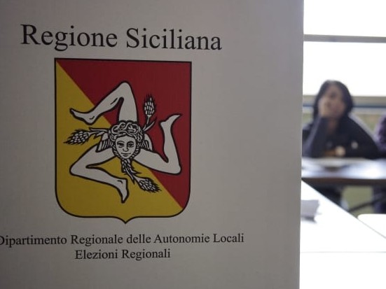 Immagine articolo: Ballottaggio Castelvetrano, alle 19 hanno votato in 10209