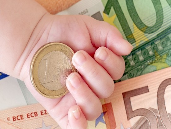 Immagine articolo: Castelvetrano, Bonus Figlio: a chi spetta e come riceverlo, ecco l'avviso e l'istanza Immagine articolo: Castelvetrano, Bonus Figlio: a chi spetta e come riceverlo, ecco l'avviso e l'istanza