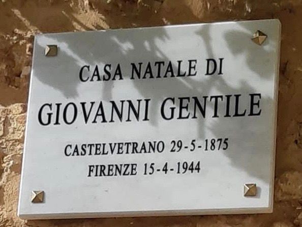 Immagine articolo: Celebrazione Gentile, la lettera di un nostro lettore in risposta alle affermazioni del Sindaco Lentini Immagine articolo: Celebrazione Gentile, la lettera di un nostro lettore in risposta alle affermazioni del Sindaco Lentini