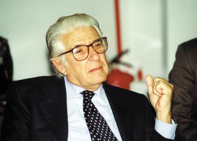 Immagine articolo: Si è insediato il Commissario Straordinario Guglielmo Serio. Da lunedì a Salemi Immagine articolo: Si è insediato il Commissario Straordinario Guglielmo Serio. Da lunedì a Salemi