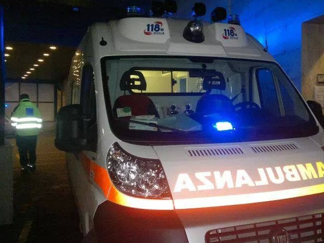 Immagine articolo: Maxi rissa sabato notte a CVetrano. Due santaninfesi in Ospedale. Indagano i Carabinieri.