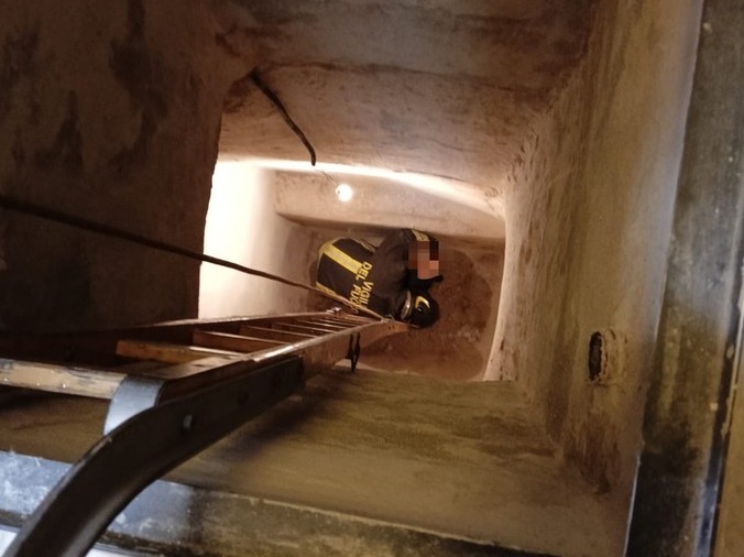 Immagine articolo: Castelvetrano, bimbo di 6 anni cade in una cisterna vuota, salvato dai Vigili del fuoco Immagine articolo: Castelvetrano, bimbo di 6 anni cade in una cisterna vuota, salvato dai Vigili del fuoco