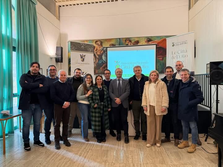 Immagine articolo: L'Associazione Nazionale delle Città dell'Olio in Sicilia rinnova il direttivo nell'Assemblea tenutasi a Menfi