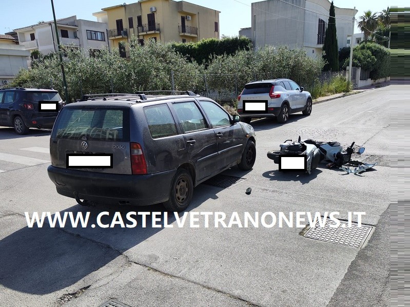 Immagine articolo: Auto contro scooter nei pressi del Capuana-Pardo: due giovani trasportati dai sanitari del 118 Immagine articolo: Auto contro scooter nei pressi del Capuana-Pardo: due giovani trasportati dai sanitari del 118