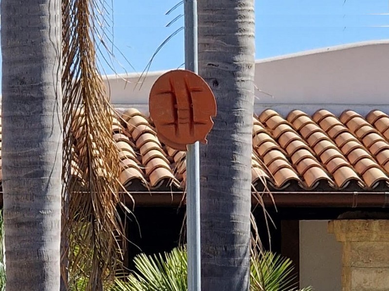 Immagine articolo: Il lettore scrive: "Da due anni chiedo il montaggio dello specchio a Triscina" Immagine articolo: Il lettore scrive: "Da due anni chiedo il montaggio dello specchio a Triscina"