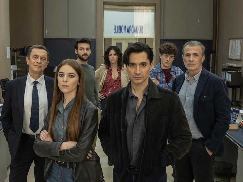 Immagine articolo: Stasera su Rai Uno esordio per la fiction "Gerri", nel cast l'attore castelvetranese Fabrizio Ferracane Immagine articolo: Stasera su Rai Uno esordio per la fiction "Gerri", nel cast l'attore castelvetranese Fabrizio Ferracane