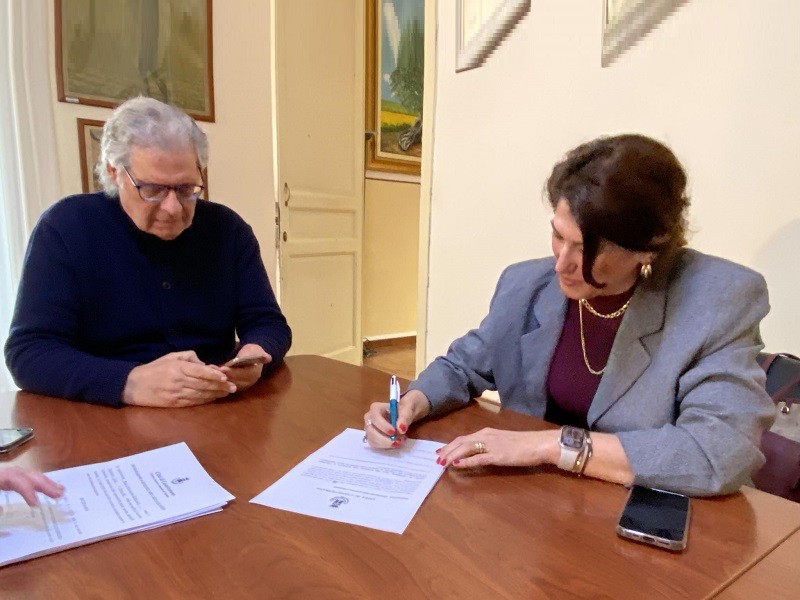 Immagine articolo: Politica, Lentini assegna le deleghe alla nuova Assessora: "Assegnata per la prima volta quella per perseguire la Pace" Immagine articolo: Politica, Lentini assegna le deleghe alla nuova Assessora: "Assegnata per la prima volta quella per perseguire la Pace"