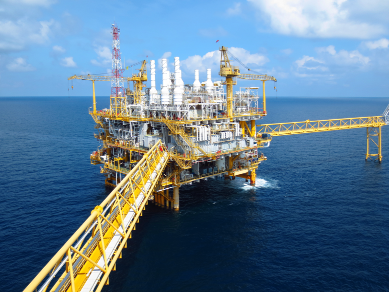 Immagine articolo: Quotazione del petrolio: analisi attuale e prospettive per Aprile 2025 Immagine articolo: Quotazione del petrolio: analisi attuale e prospettive per Aprile 2025