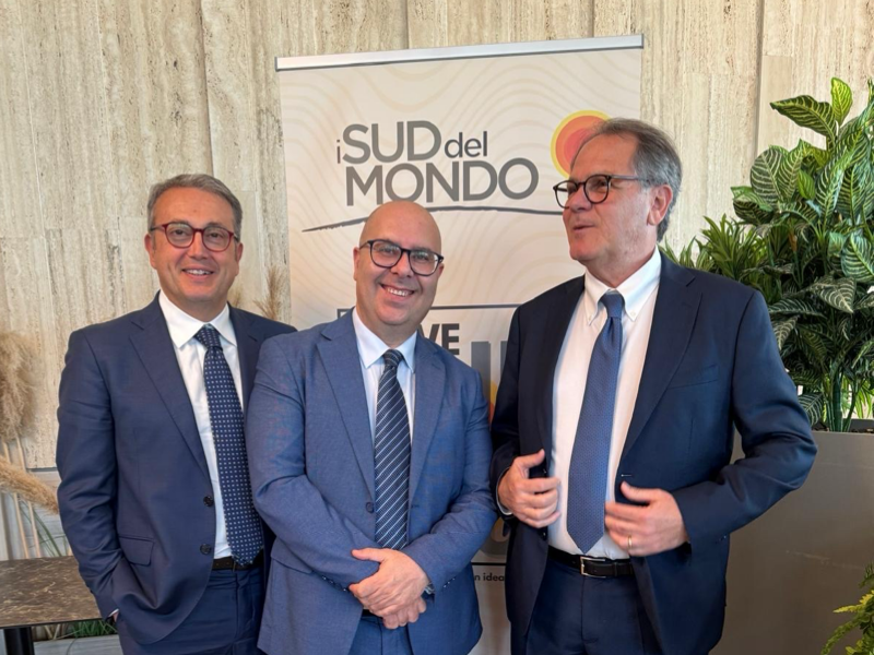 Immagine articolo: Politica, l’Avv. Lorenzo Rizzuto nuovo coordinatore locale di Noi Moderati Immagine articolo: Politica, l’Avv. Lorenzo Rizzuto nuovo coordinatore locale di Noi Moderati
