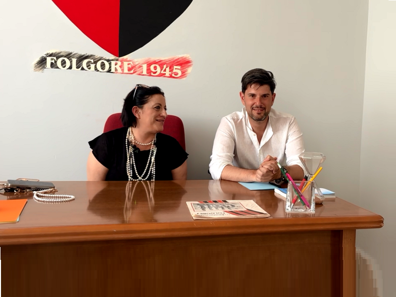 Immagine articolo: La Folgore ballerà il tango, il saluto dell'imprenditore Diego Di Tomaso e la presentazione del nuovo tecnico Carmelo Di Salvo Immagine articolo: La Folgore ballerà il tango, il saluto dell'imprenditore Diego Di Tomaso e la presentazione del nuovo tecnico Carmelo Di Salvo