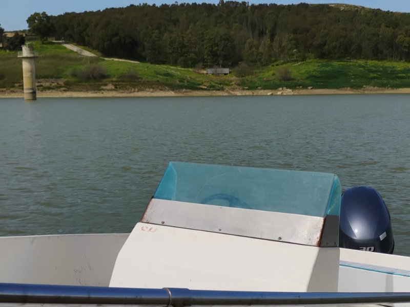 Immagine articolo: Diga Trinità, barca nell’invaso per controllo livello irriguo del fondale Immagine articolo: Diga Trinità, barca nell’invaso per controllo livello irriguo del fondale