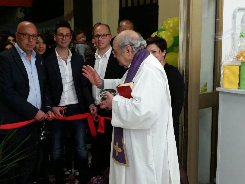 Immagine articolo: Successo a Selinunte per l'inaugurazione del supermercato "Tre G". Gestione giovane e vasto assortimento