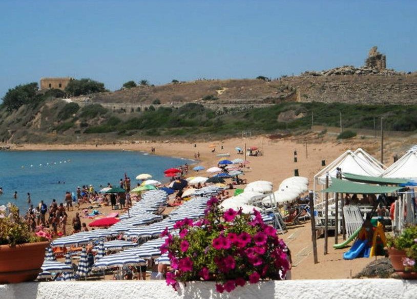 Immagine articolo: Il Sindaco riapre la spiaggia nei pressi dell’Acropoli