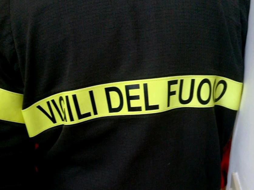 Immagine articolo: Partanna, 15enne dà fuoco a un materasso. Decisivo l’intervento dei Vigili del Fuoco Immagine articolo: Partanna, 15enne dà fuoco a un materasso. Decisivo l’intervento dei Vigili del Fuoco