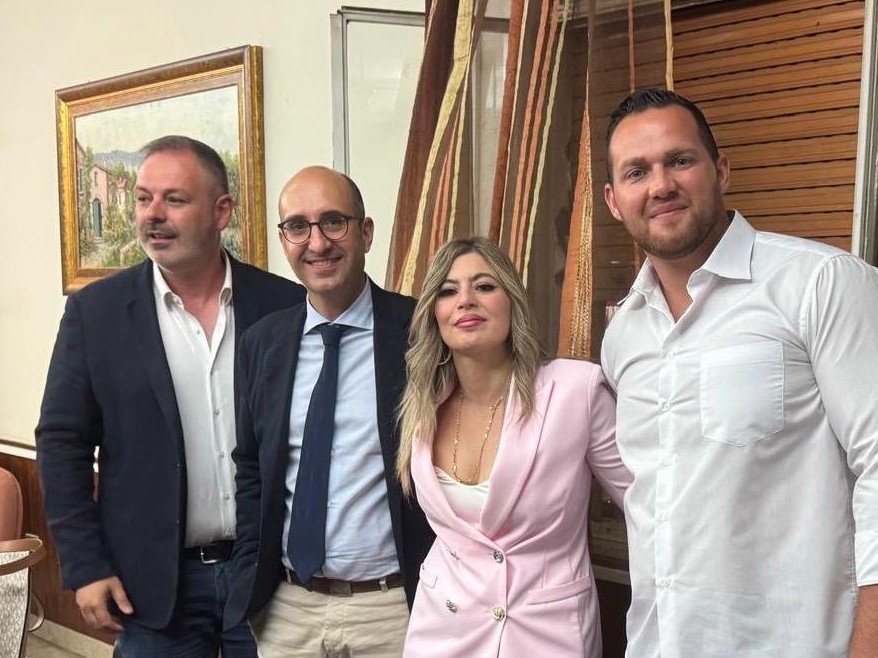 Immagine articolo: Campobello, patrimonio immobiliare comunale, il Gruppo Consiliare Forza Italia chiede chiarezza e trasparenza