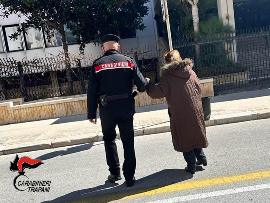 Immagine articolo: Truffa un'anziana trapanese, catanese arrestato in trasferta Immagine articolo: Truffa un'anziana trapanese, catanese arrestato in trasferta