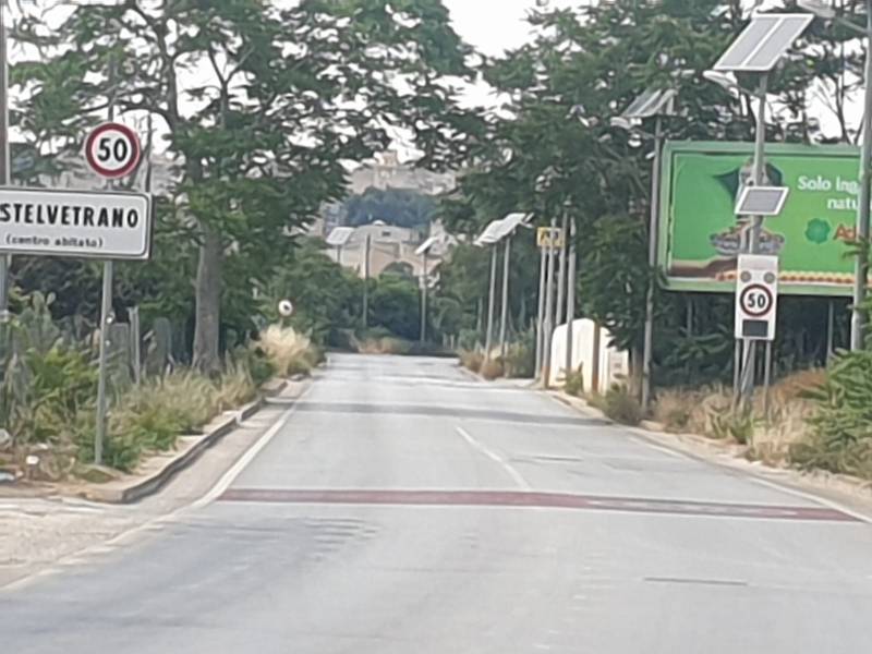 Immagine articolo: CVetrano, lesioni sospette nei pressi del ponte Racamino. Chiusa al traffico via Marinella. Accertamenti in corso