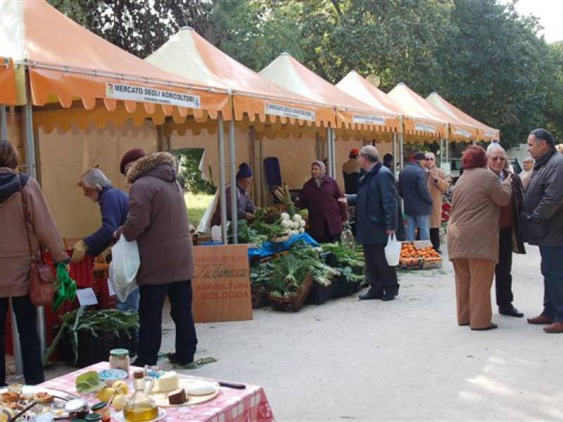 Immagine articolo: Incontro Comune e Soat: obiettivo il potenziamento del Mercato degli Agricoltori