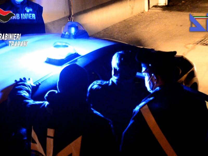 Immagine articolo: Trapani, Dia e Carabinieri arrestano pregiudicato mafioso