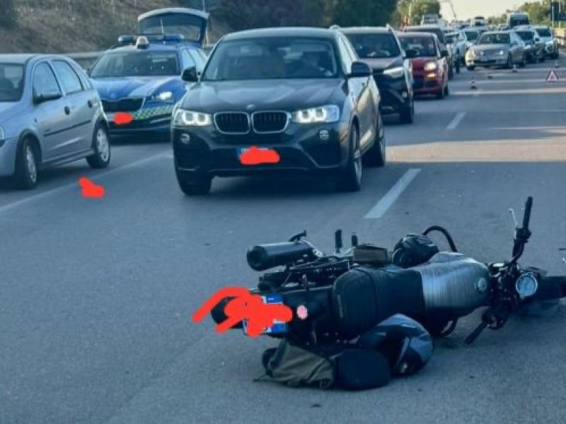 Immagine articolo: Motocicletta contro auto su A-29 altezza svincolo Castelvetrano. 55enne in prognosi riservata