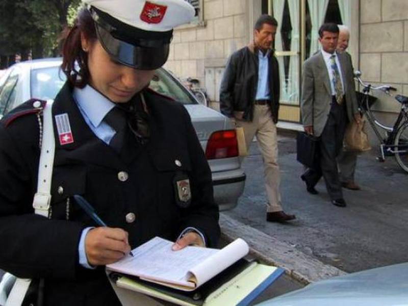 Immagine articolo: Abusivi e malintenzionati, Vigili Urbani in giro a piedi a Mazara. Torna il pattugliamento del centro storico e lungomare