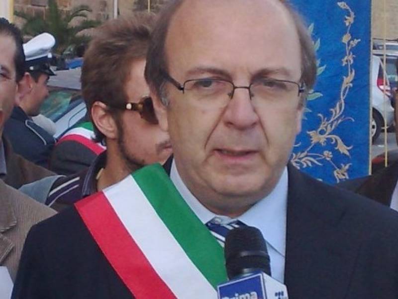 Il sindaco di Menfi Michele Botta