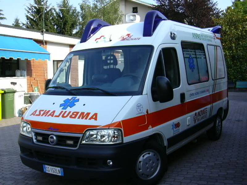 Immagine articolo: Salemi, incidente per una donna nei pressi di Piazza Libertà. Trasportata in ambulanza a Castelvetrano