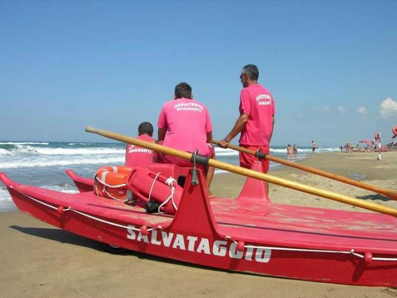Immagine articolo: Servizio di vigilanza e salvataggio nelle spiagge libere di Mazara. Due bagnini a tutela della sicurezza pubblica