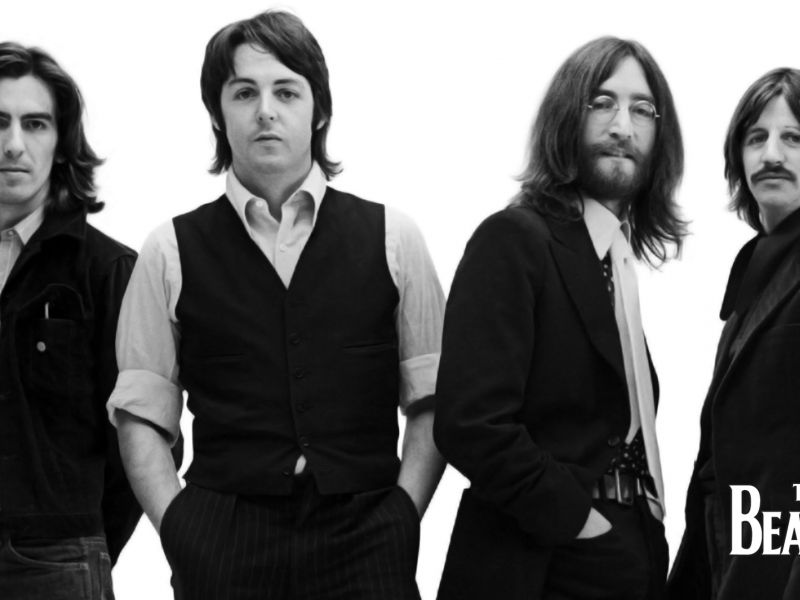 Immagine articolo: 'Il mio rock': storia dei Beatles. I "baronetti" che incontrarono la Regina Elisabetta