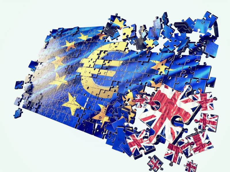 Immagine articolo: Brexit, Europa e immigrati. Quale futuro? E c'è chi rimpiange la Lira..