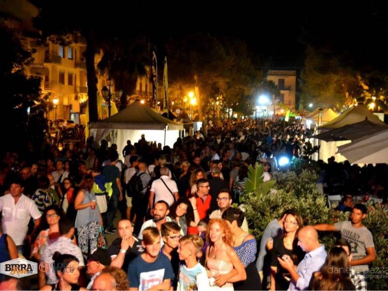 Immagine articolo: Partanna, al via imperdibile appuntamento "Street Food Fest & BirraFest", sabato 11 e domenica 12 Agosto Immagine articolo: Partanna, al via imperdibile appuntamento "Street Food Fest & BirraFest", sabato 11 e domenica 12 Agosto