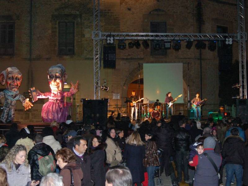 Immagine articolo: Ecco il calendario del Carnevale a Castelvetrano tra musica, tradizioni e divertimento